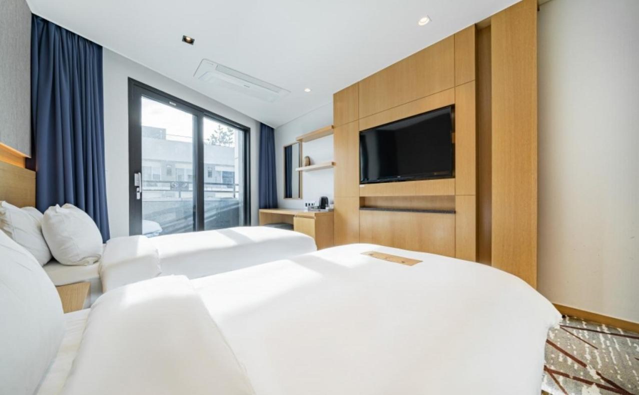 Sea Cruise Hotel Sokcho Bagian luar foto