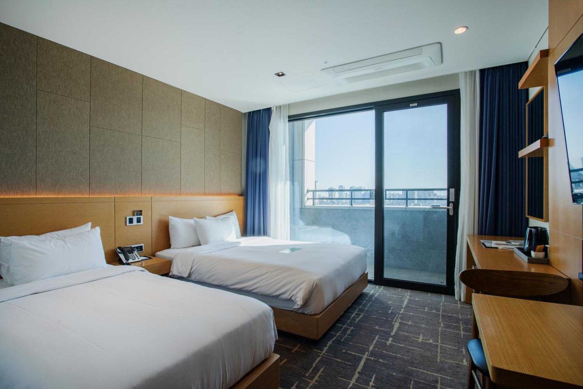 Sea Cruise Hotel Sokcho Bagian luar foto
