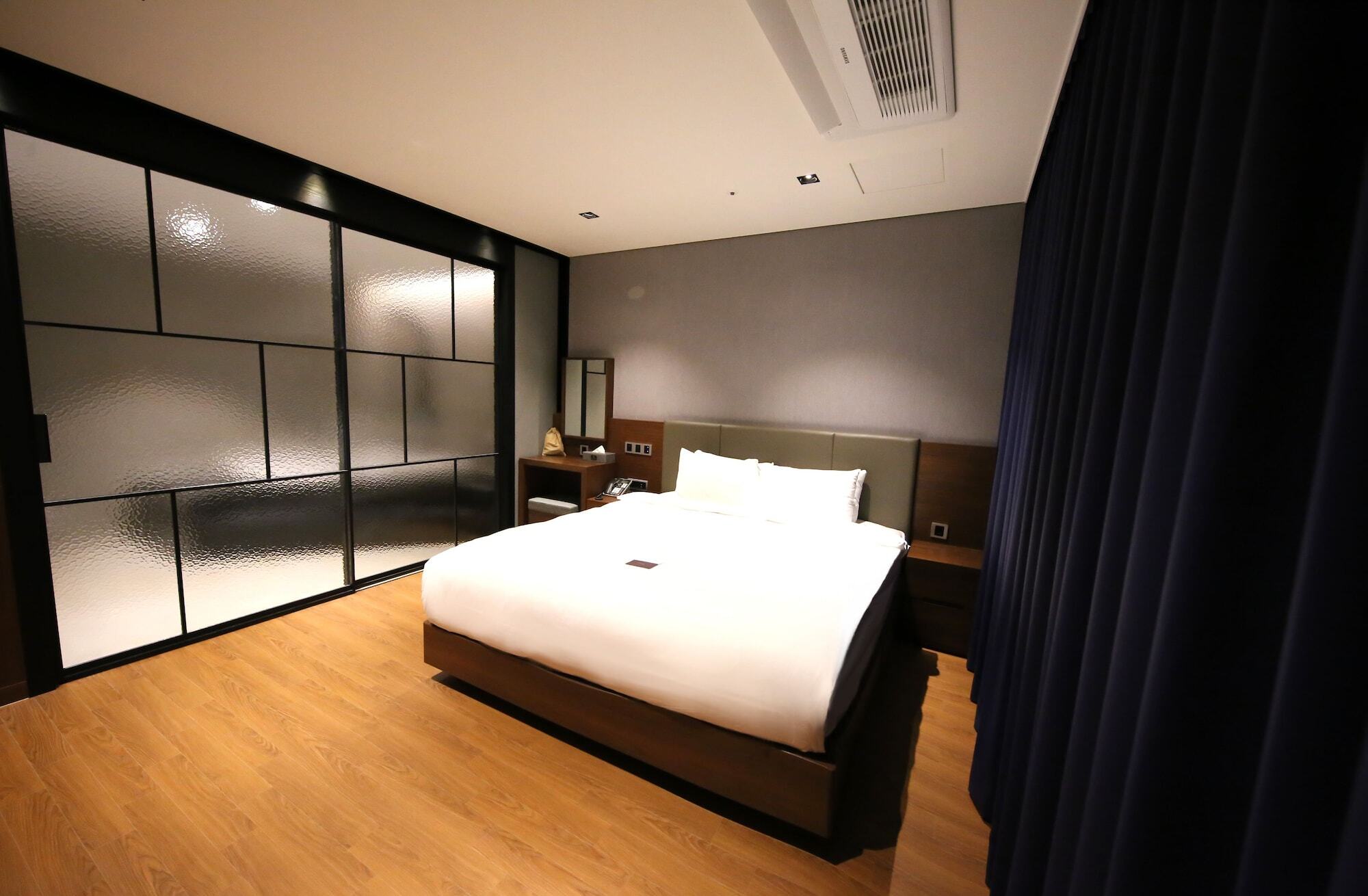 Sea Cruise Hotel Sokcho Bagian luar foto